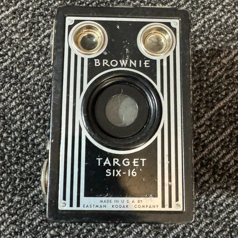 Vintage Kodak Brownie Target Six-16 Box Camera Working Shutter Untested 40s 50s